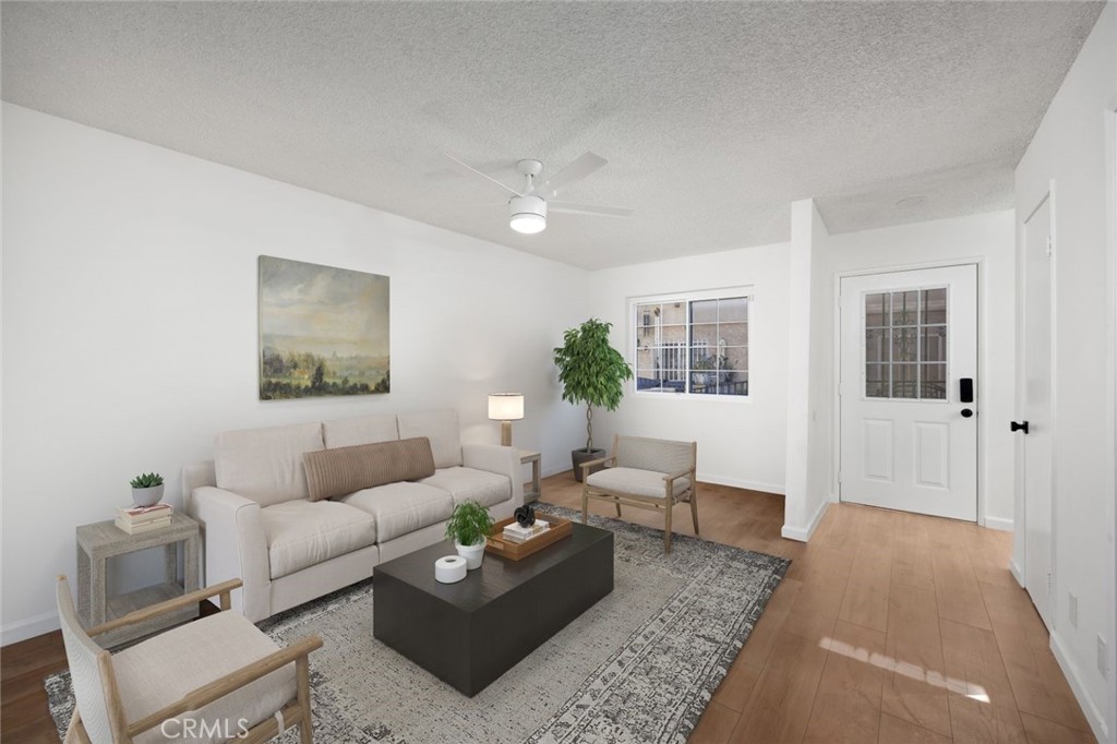 4409 Merced Avenue 15