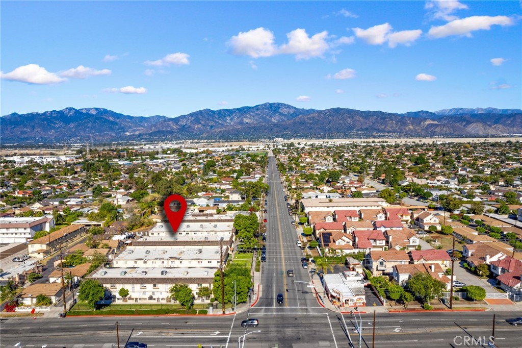 4409 Merced Avenue 15