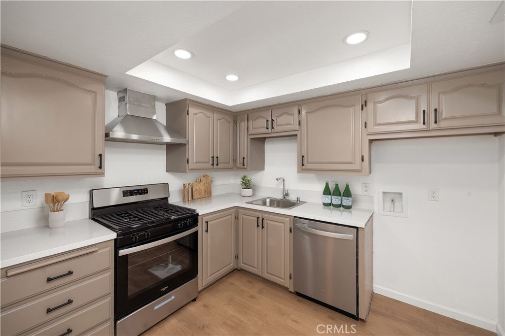 4409 Merced Avenue 15