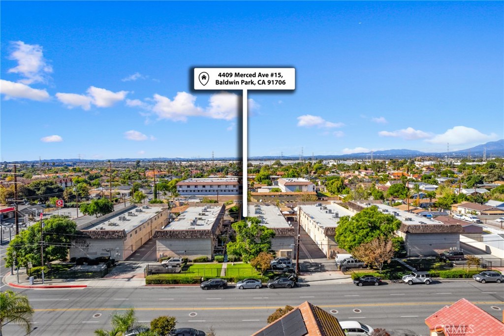 4409 Merced Avenue 15