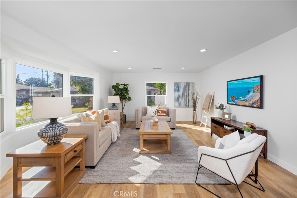 10775 Daineswood Drive