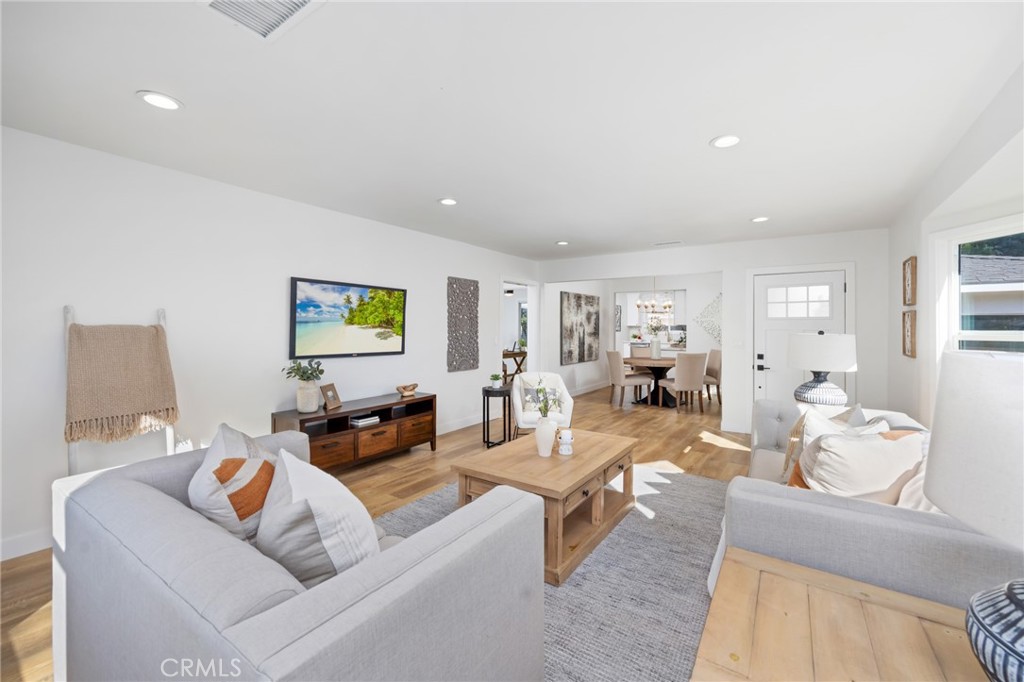 10775 Daineswood Drive