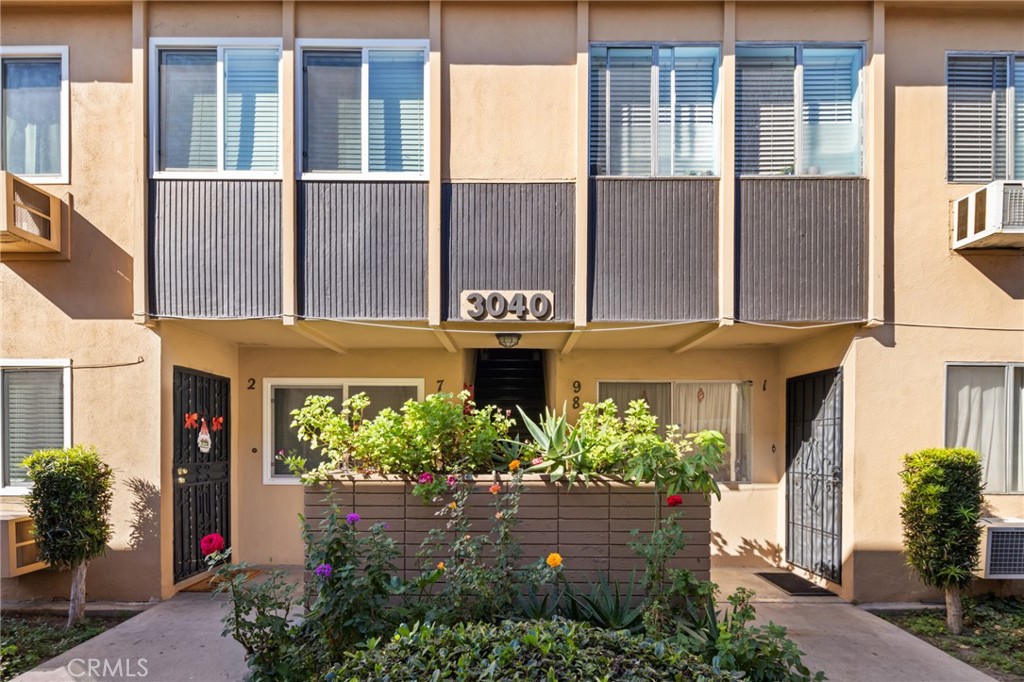 3040 Vineland Avenue 9