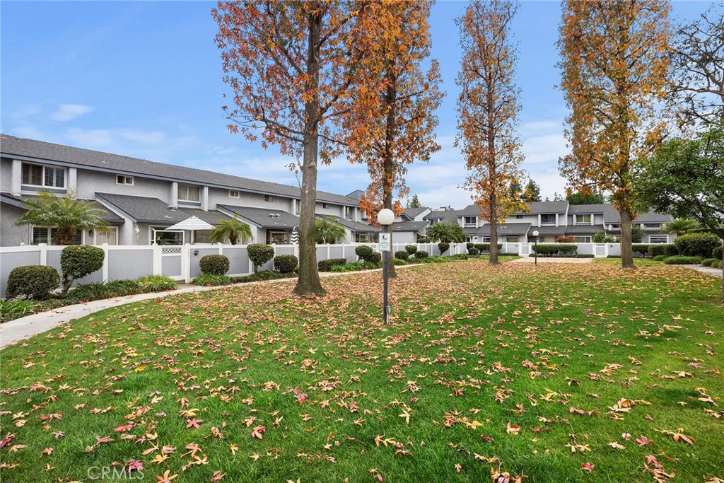 900 W Sierra Madre Avenue 151