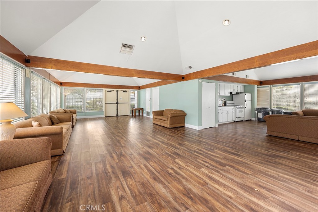 900 W Sierra Madre Avenue 151