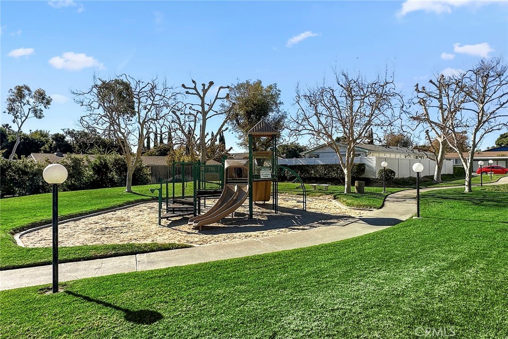 5615 Westfield Street