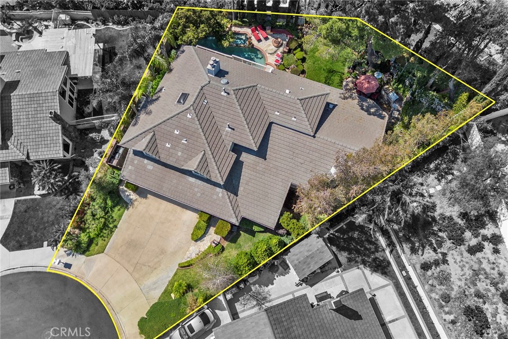 5553 Avenida Florencia