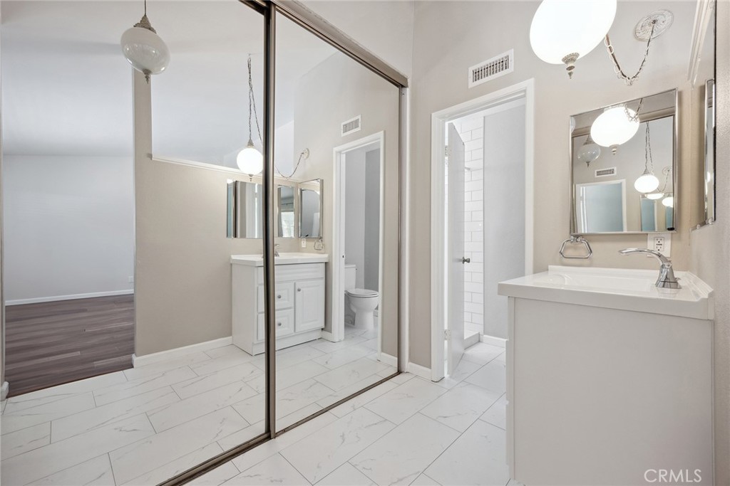 7614 E Woodsboro Avenue