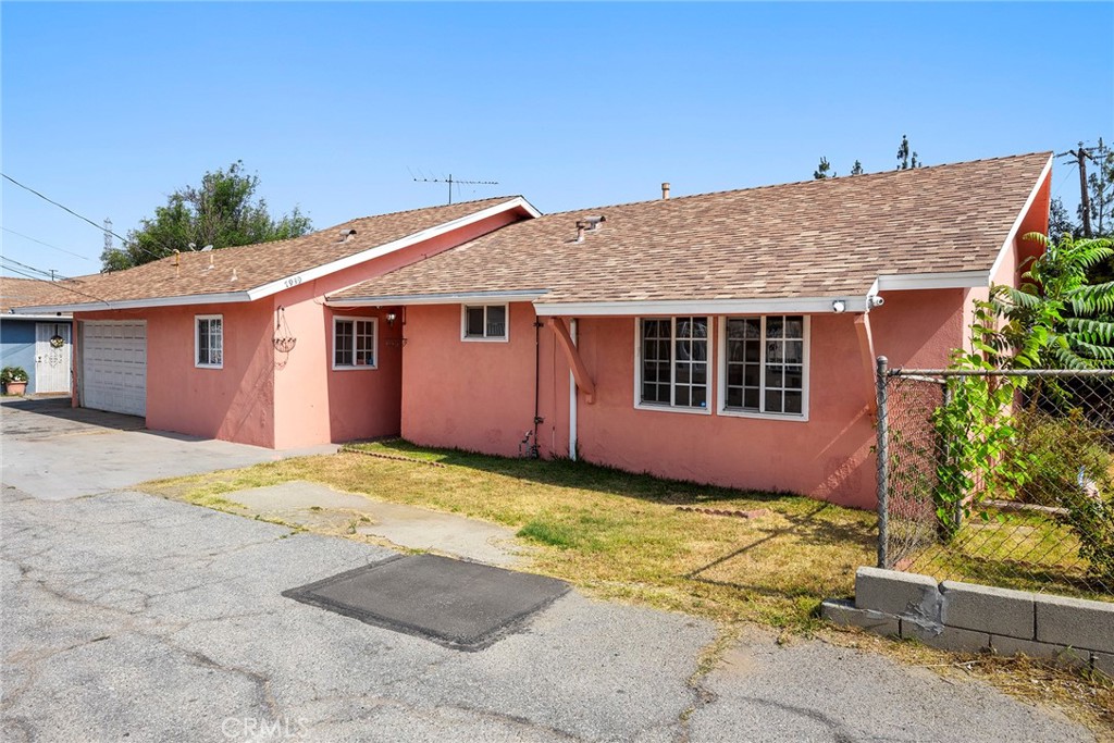 7939 Lake Knoll Drive