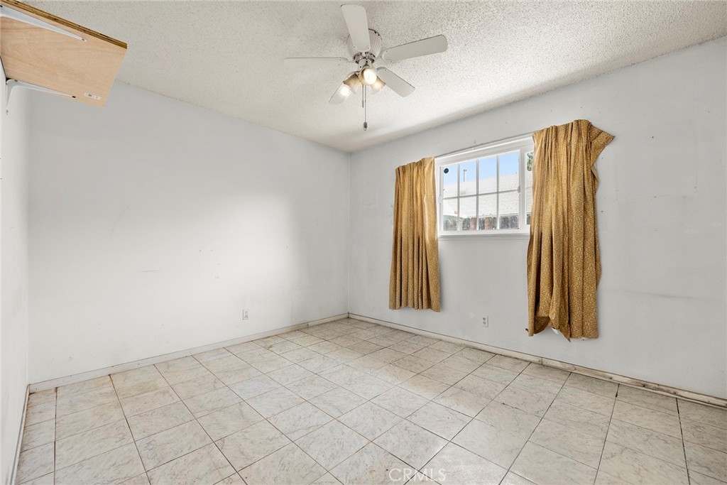 7939 Lake Knoll Drive