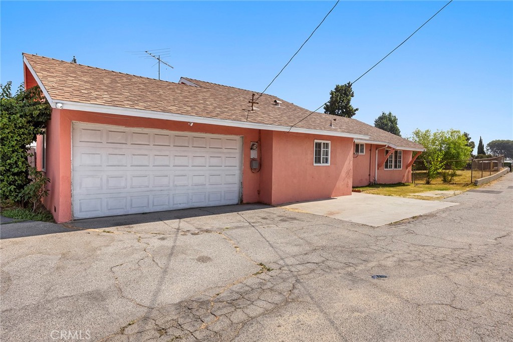 7939 Lake Knoll Drive