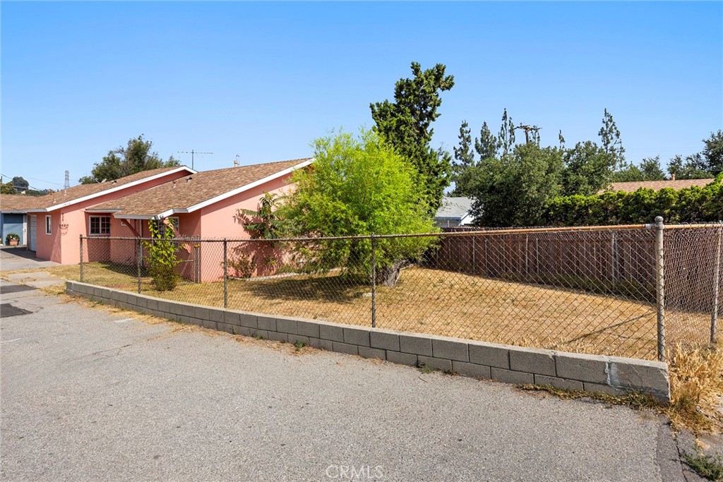 7939 Lake Knoll Drive