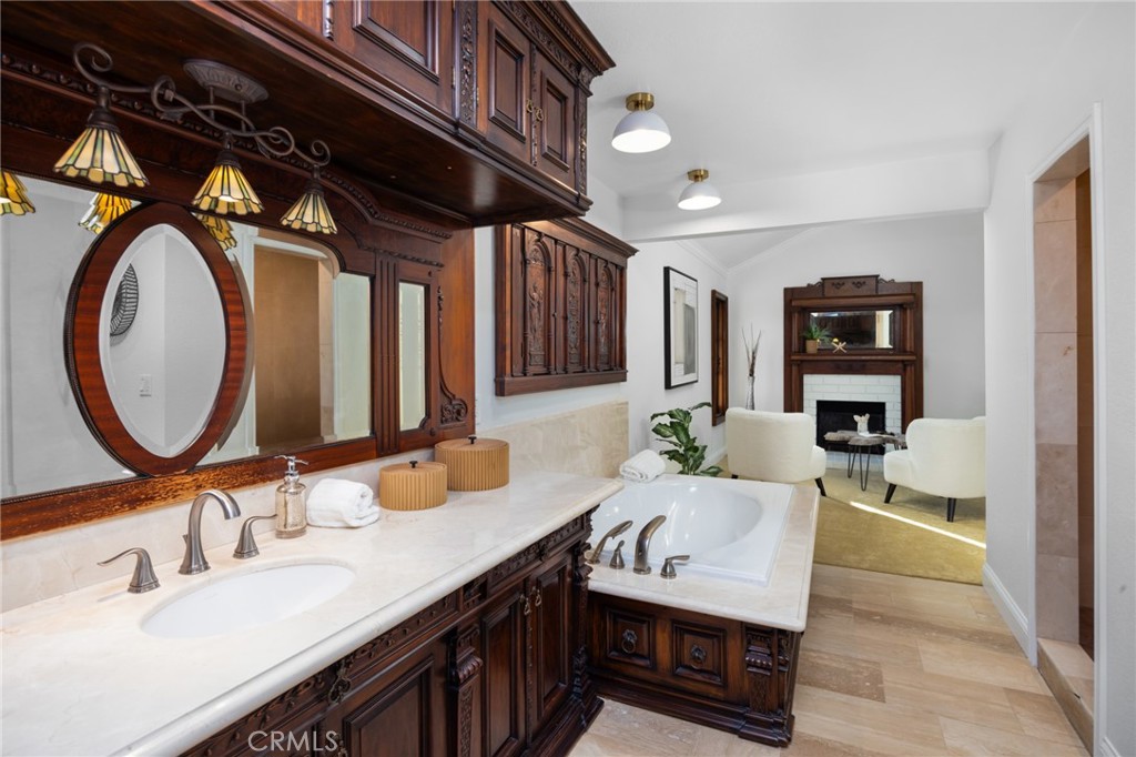 19421 Lemon Hill Drive