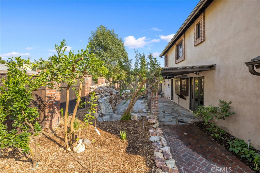 19421 Lemon Hill Drive