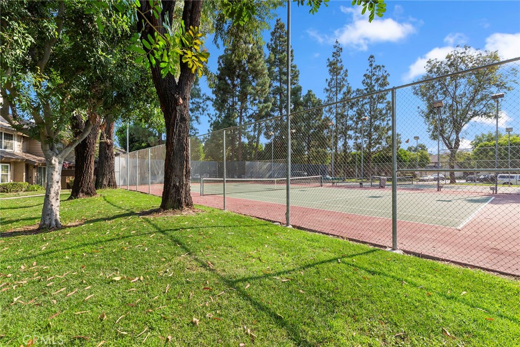 2398 S Willowbrook Lane 11