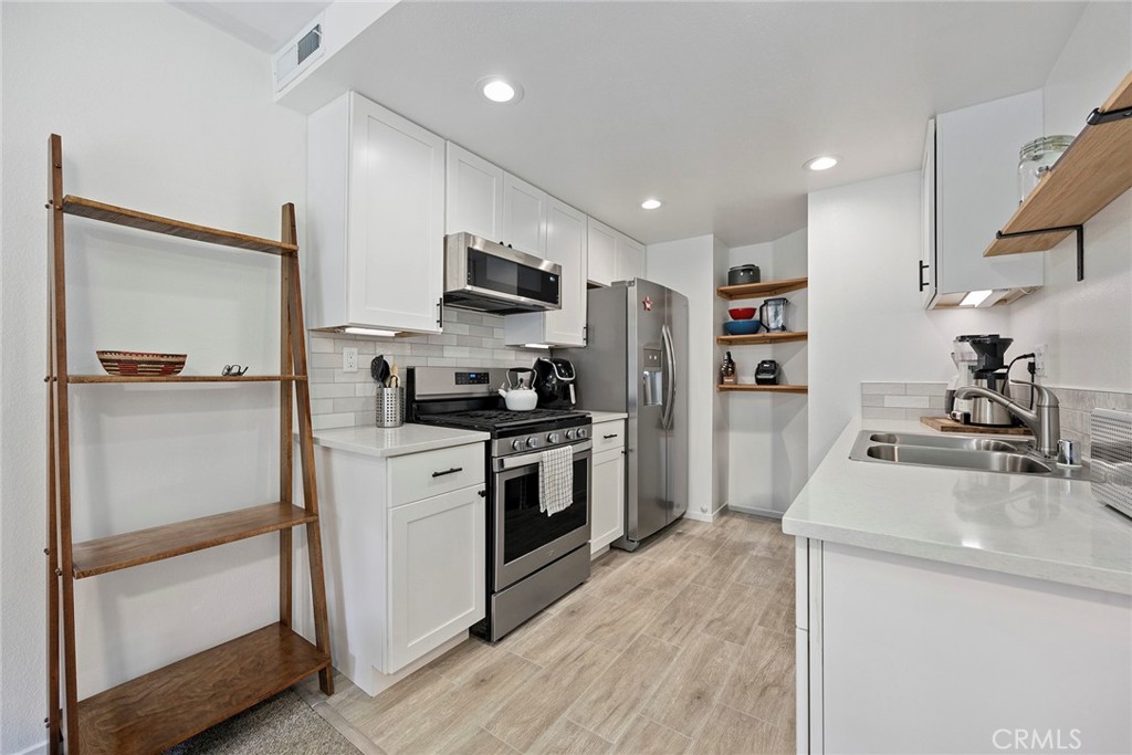 2398 S Willowbrook Lane 11