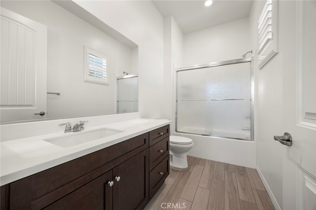 4656 S Arvada Privado