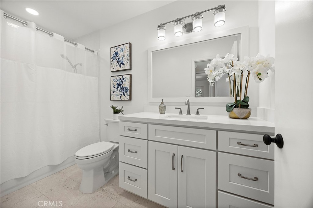 2341 E Monroe Avenue