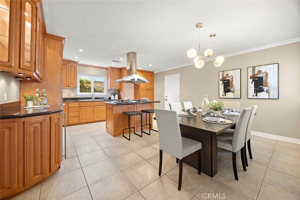 2341 E Monroe Avenue