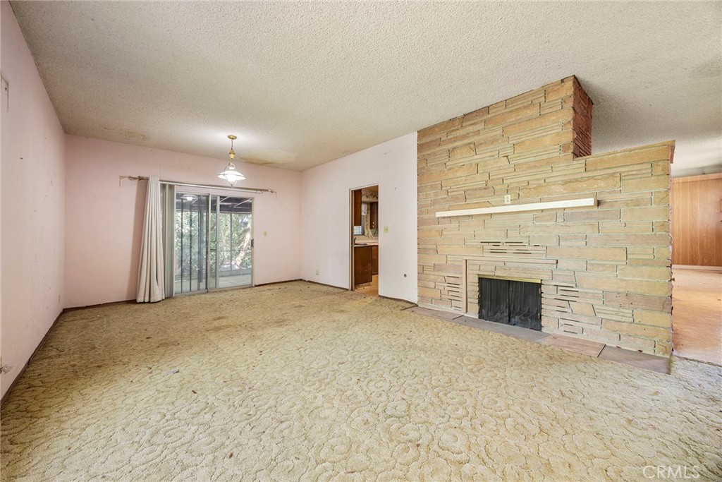 5426 Lakeview Avenue