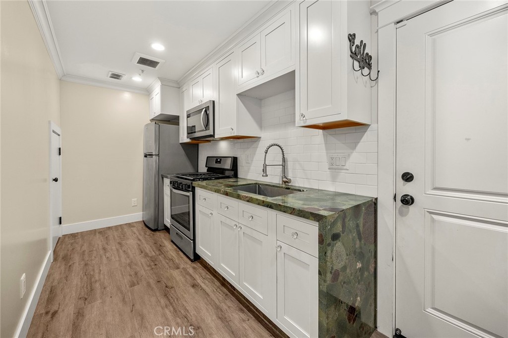 1721 El Dorado Avenue A