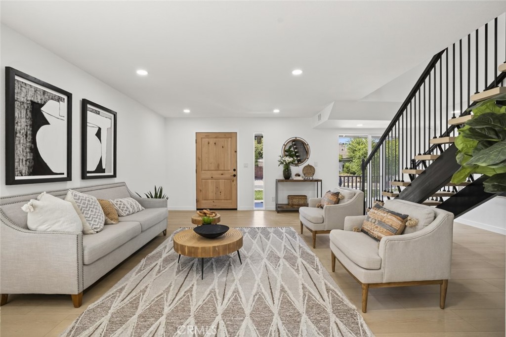 17978 Gallineta Street