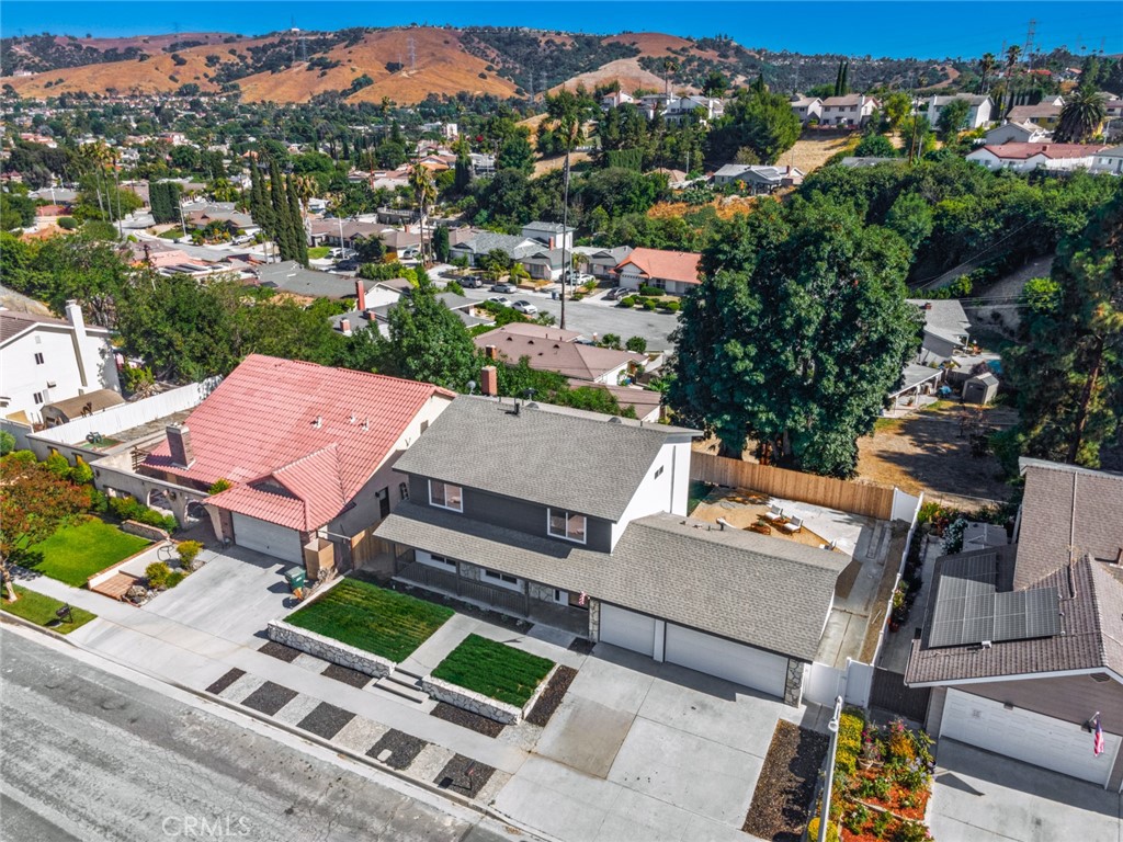 17978 Gallineta Street