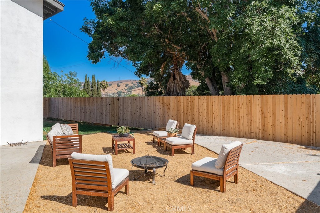 17978 Gallineta Street