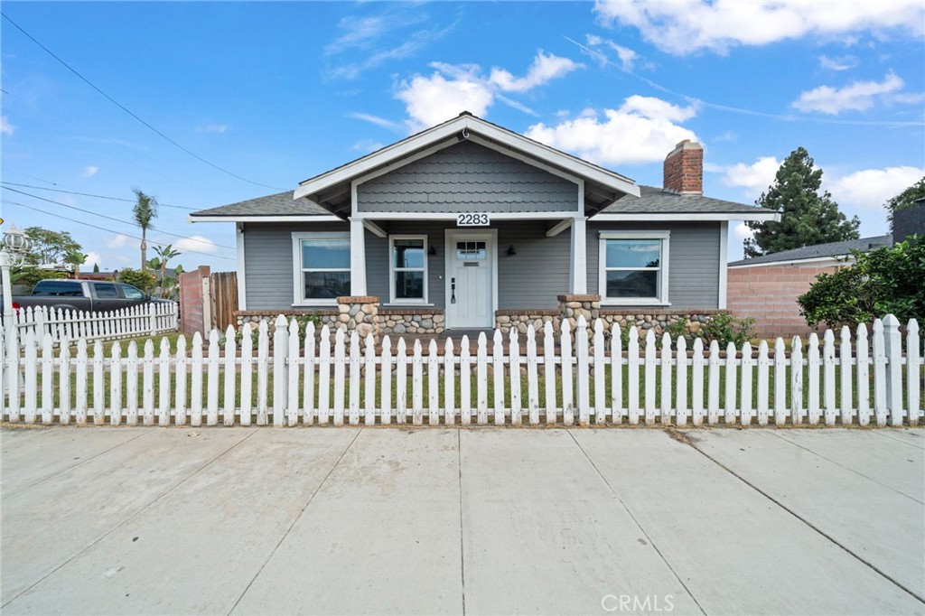 2283 N Batavia Street