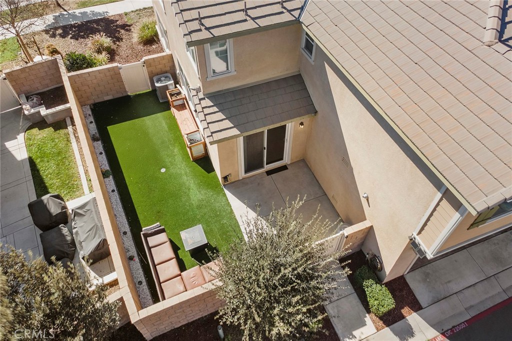 5061 S Centennial
