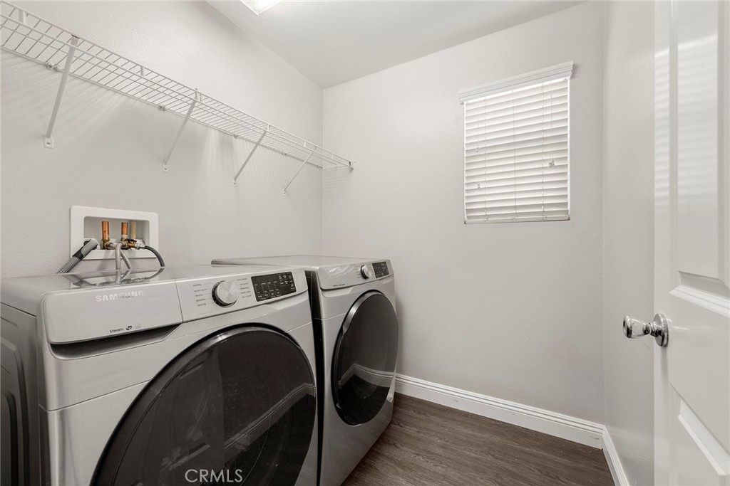 5061 S Centennial
