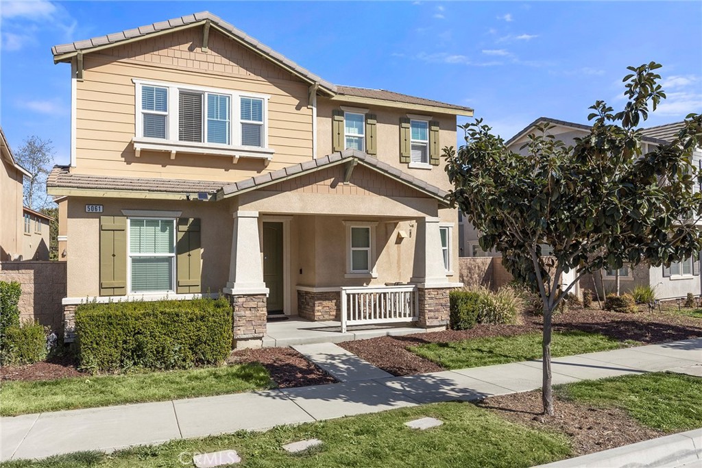 5061 S Centennial