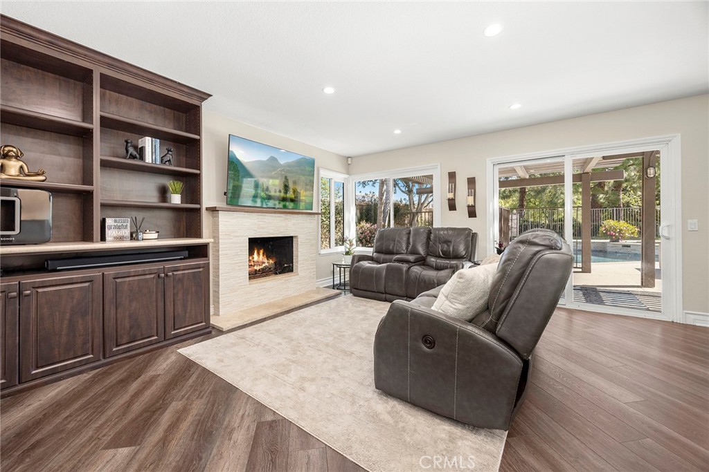 331 N Deep Spring Rd