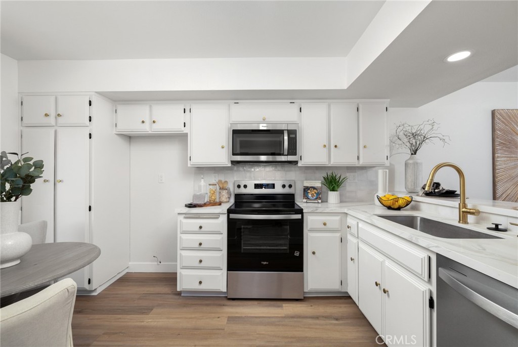 69745 Encanto Court