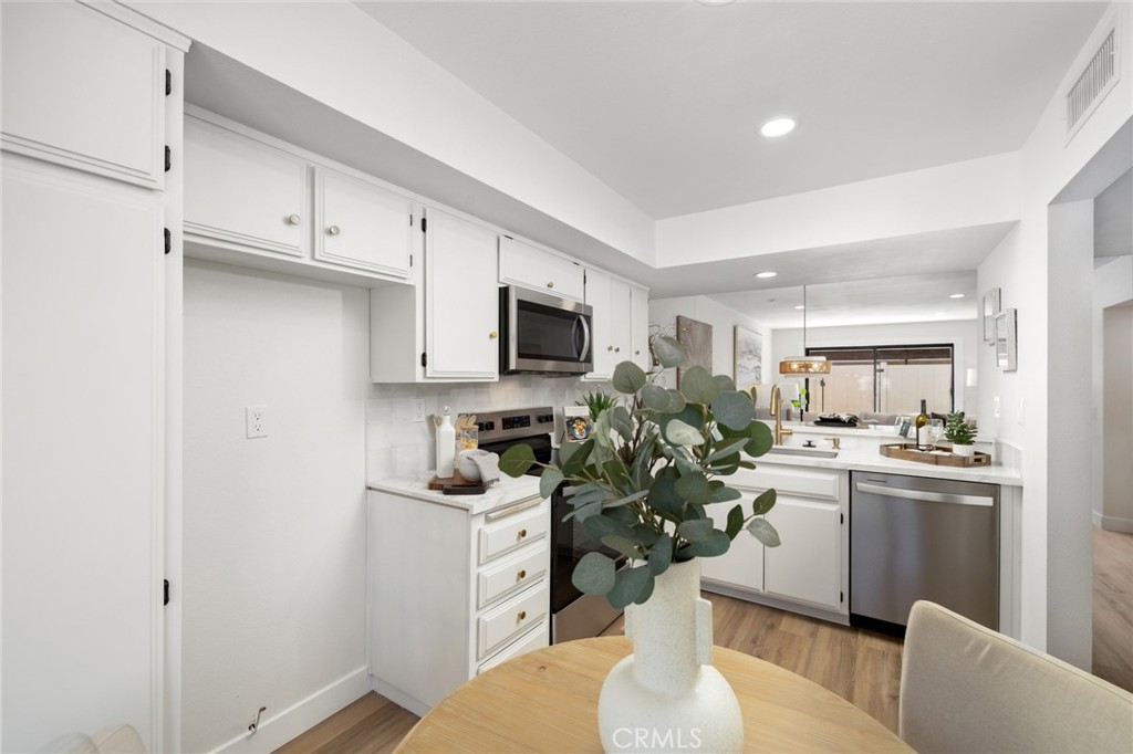 69745 Encanto Court