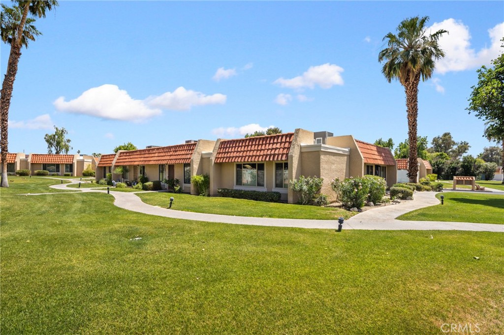 69745 Encanto Court