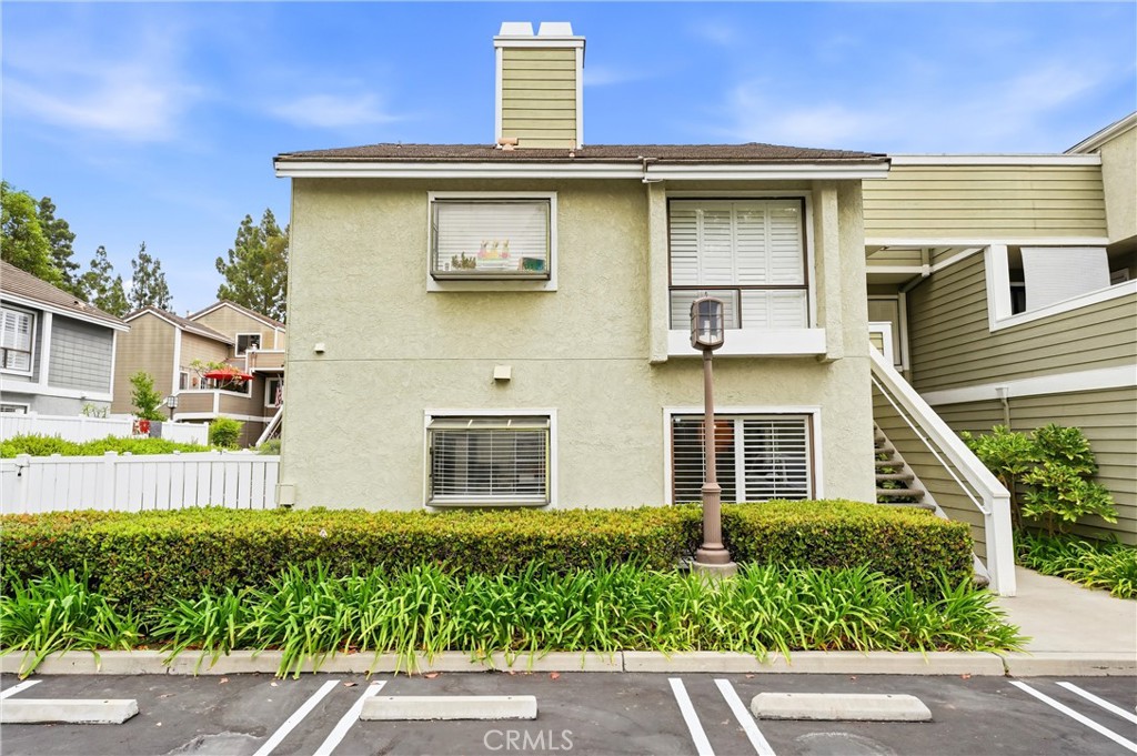 1 Oak Spring Ln 230