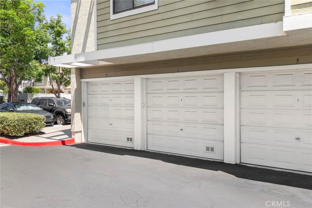 1 Oak Spring Ln 230