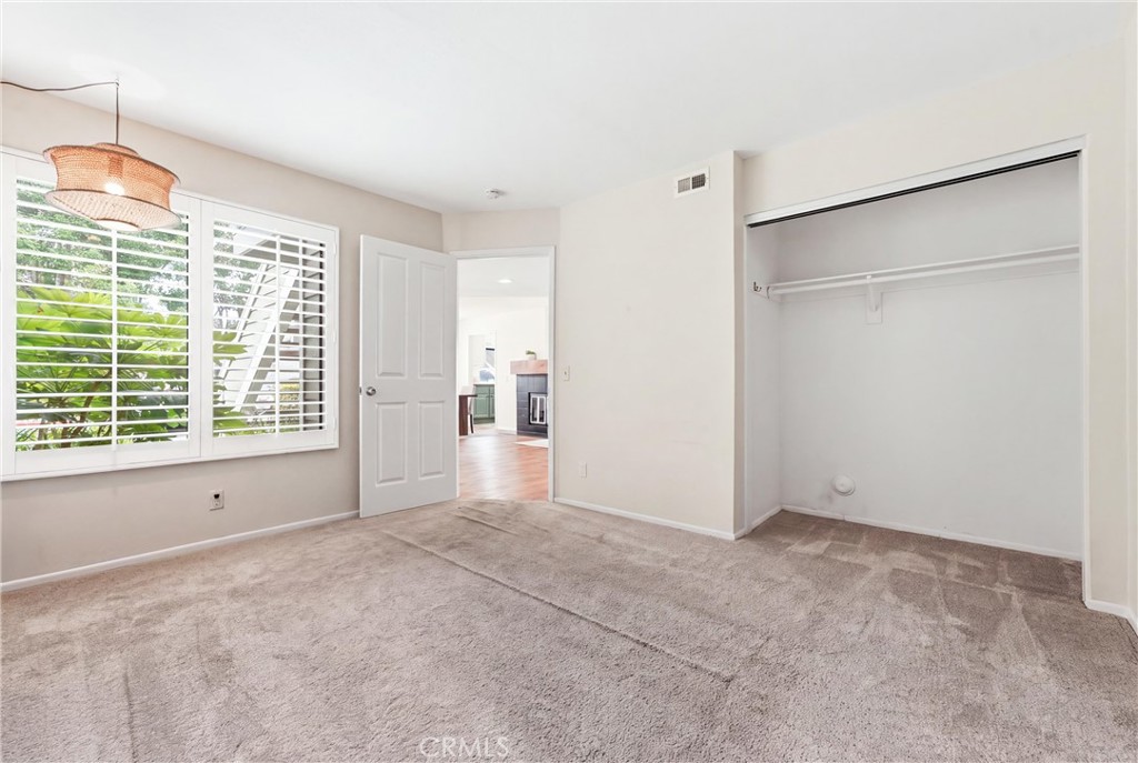 1 Oak Spring Ln 230