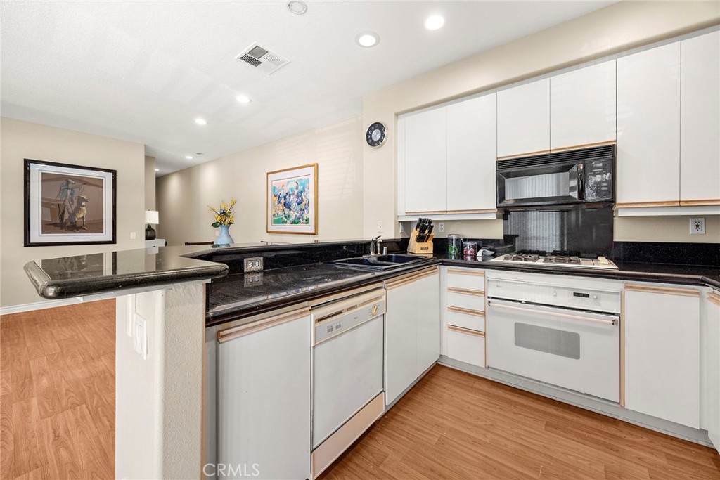 1382 S Country Glen Way