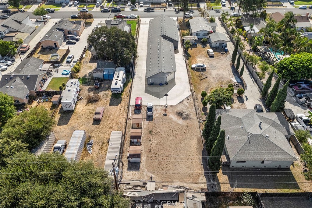 10909 Leland Ave