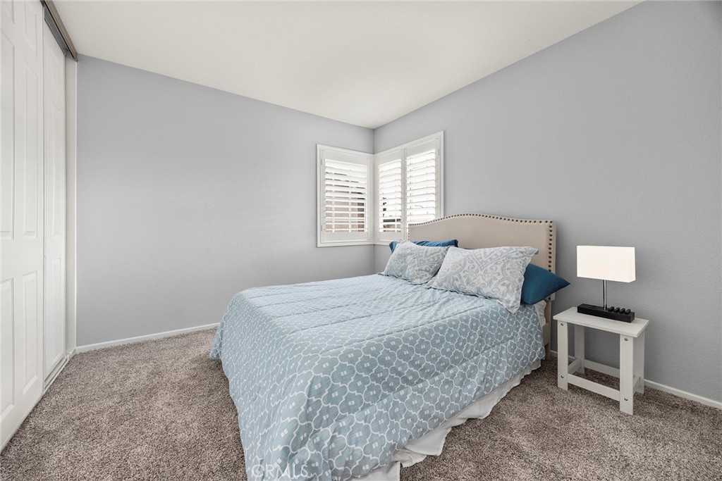 1718 Fairmont Dr