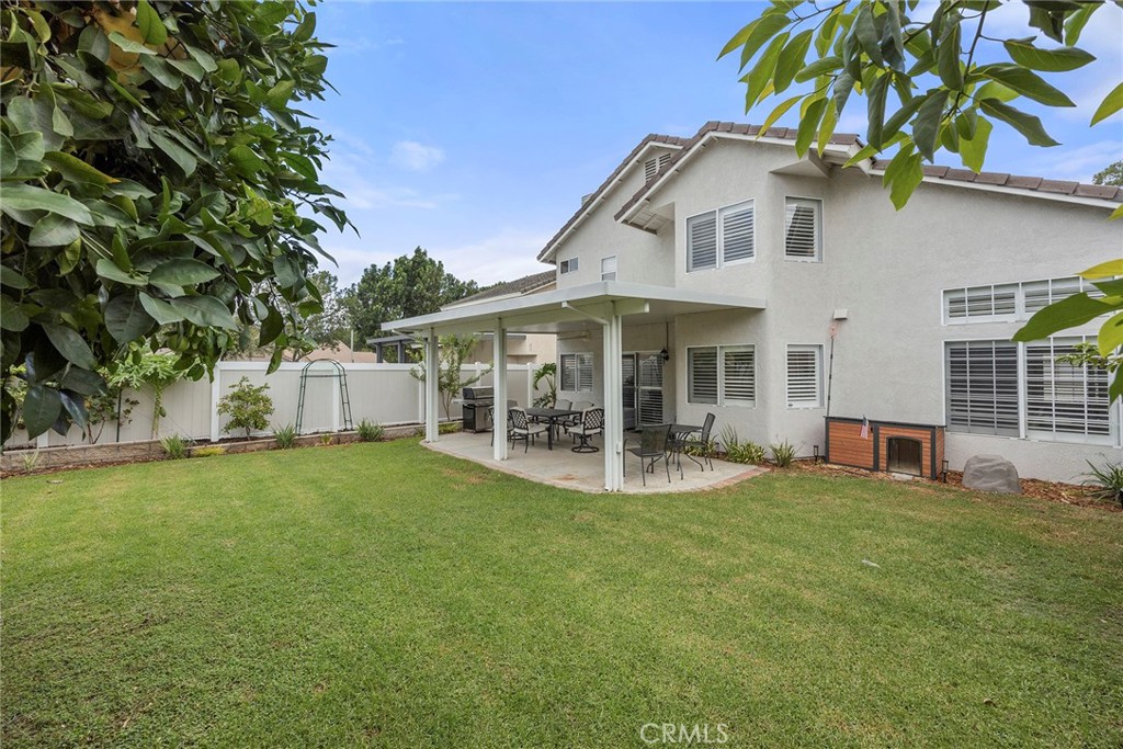 1718 Fairmont Dr