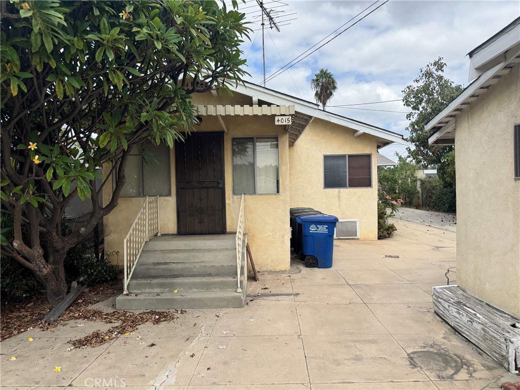 4015 Hubbard