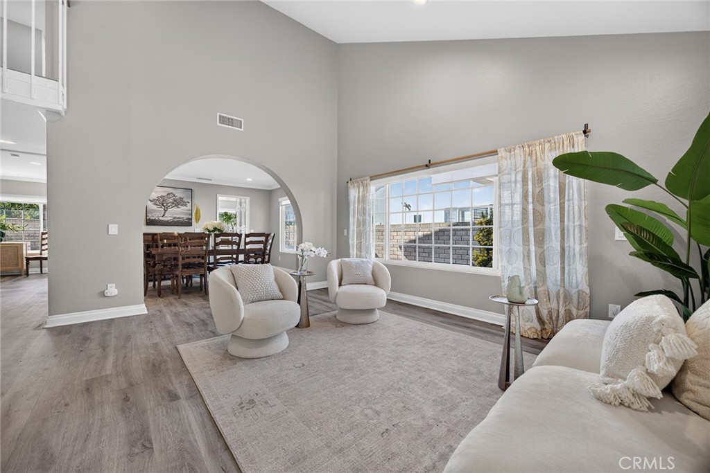 151 S Quintana Dr