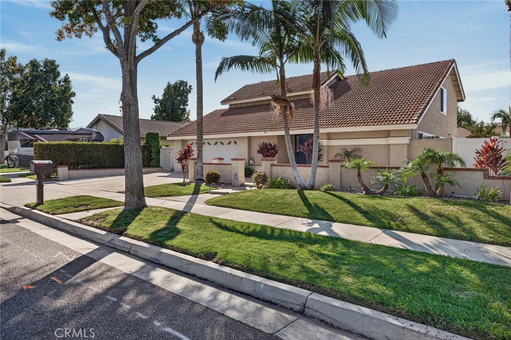 151 S Quintana Dr