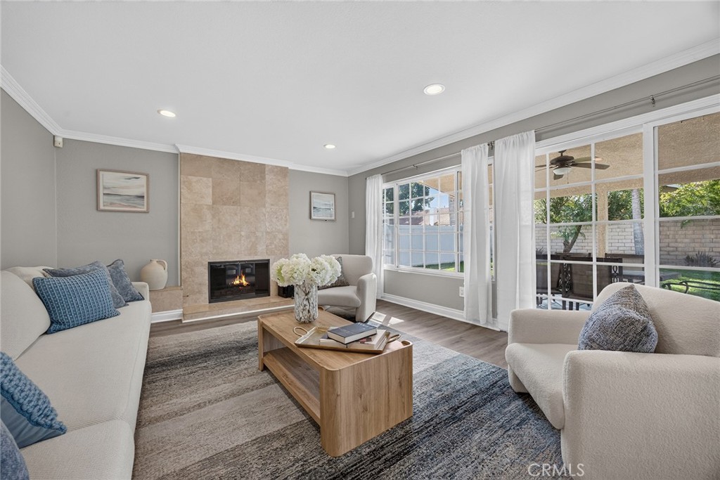 151 S Quintana Dr