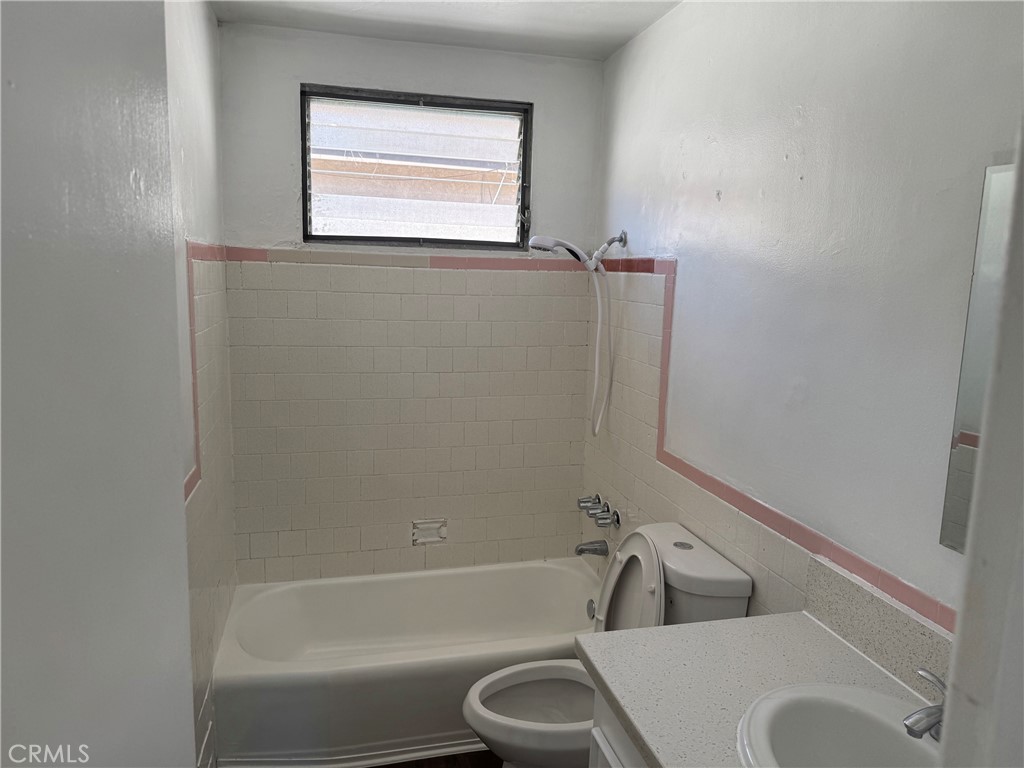 7223 Pickering 5