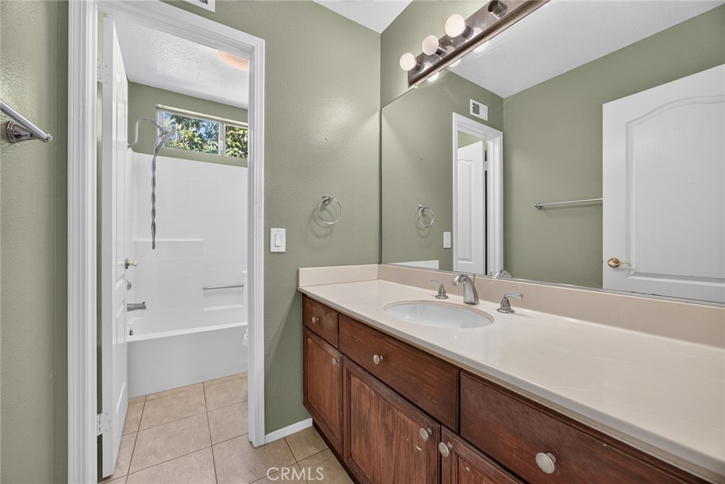 511 N Pageant A