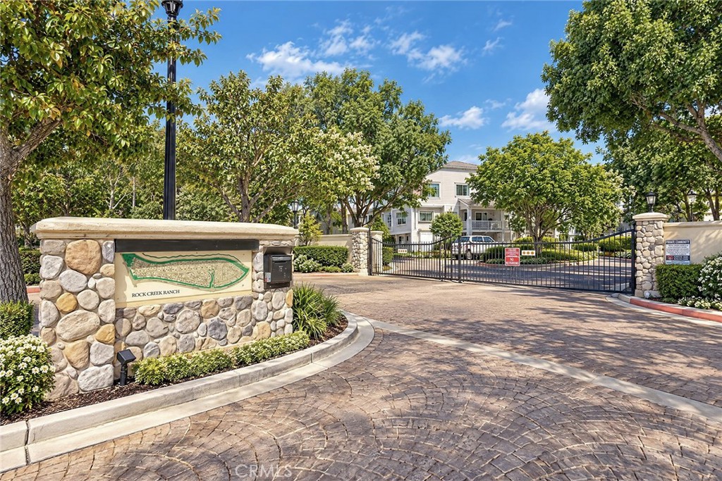 511 N Pageant A